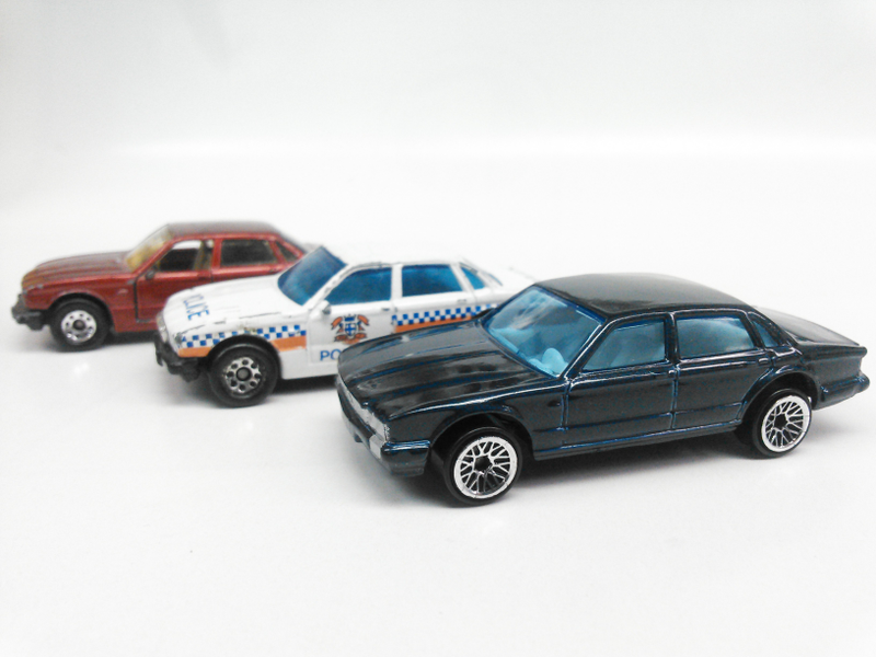 Illustration for article titled Threefer Thursday on the Thames: Jaaaag XJ40 edition